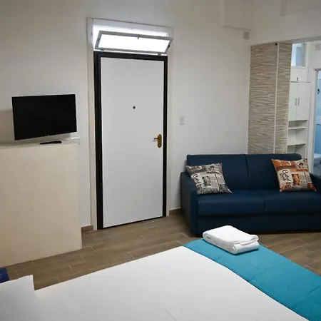 別荘 Casa Vacanze Elvy E Uccio 2 *