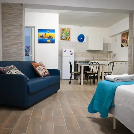 Casa Vacanze Elvy E Uccio 2